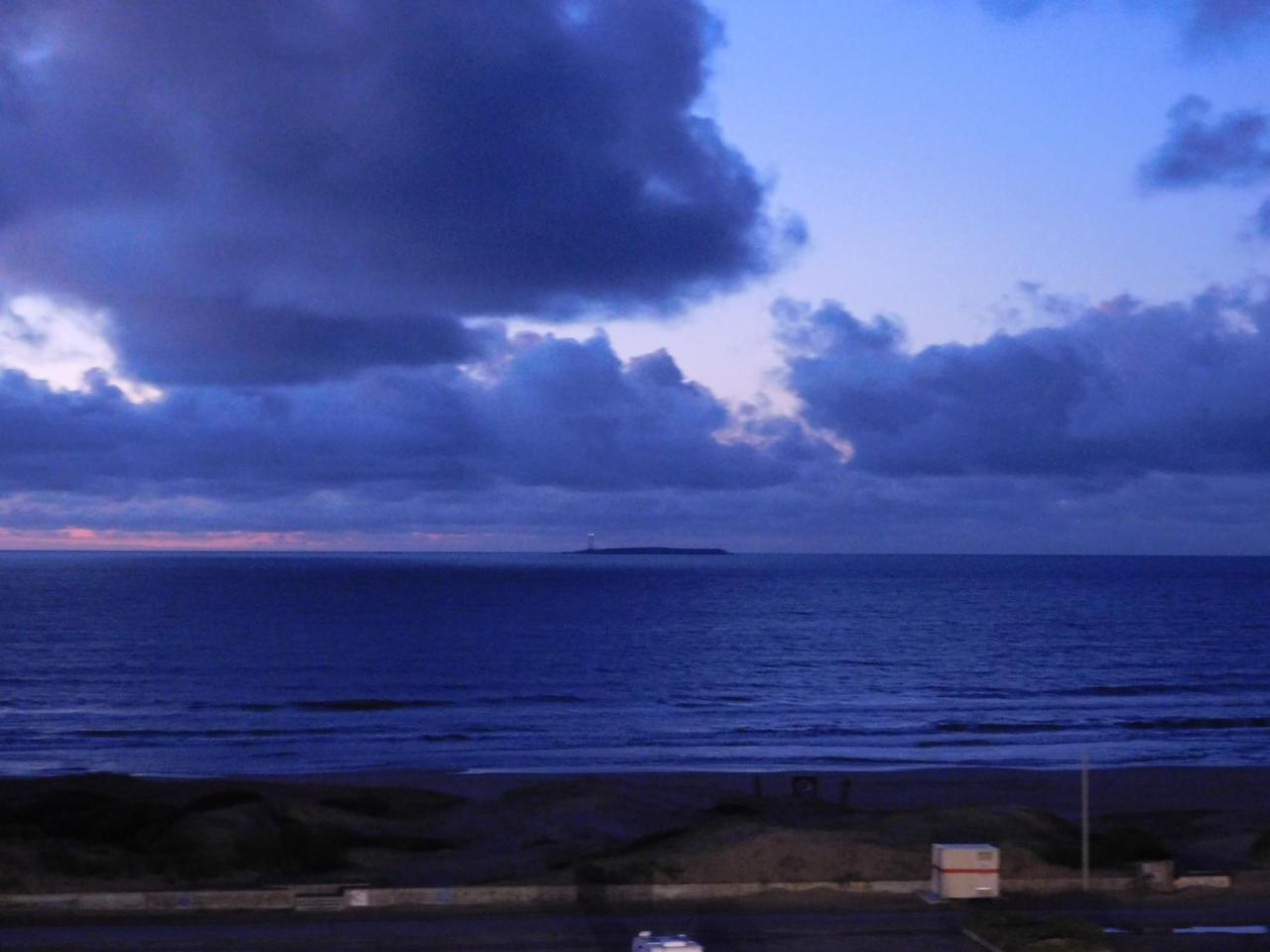 Depto Frente Al Mar - Punta Del Este - Uruguay Exterior foto